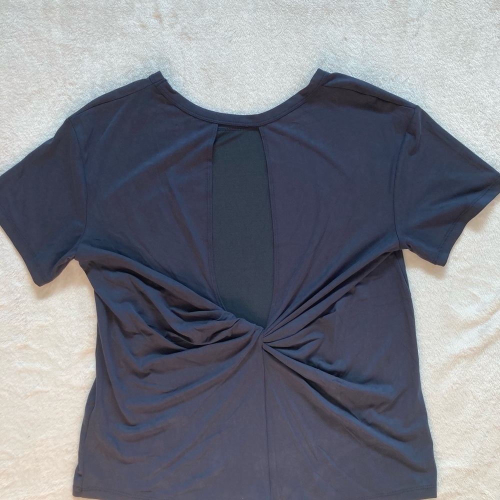 NWT Joy lab open back twist lightweight navy blue workout blouse size xs - Picture 2 of 6
